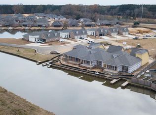 21 Peninsula Dr, Madison, MS 39110