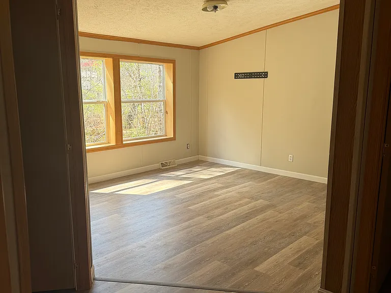 335 Brett Hill Rd — Photo 7
