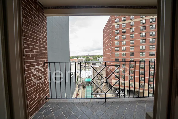 Rented by Sterling Realty Solution Inc | media 17