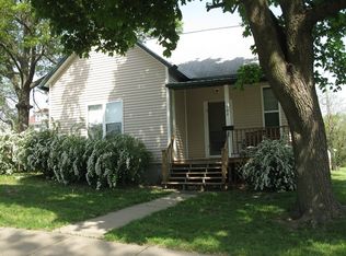 609N N Mulberry St, Maryville, MO 64468