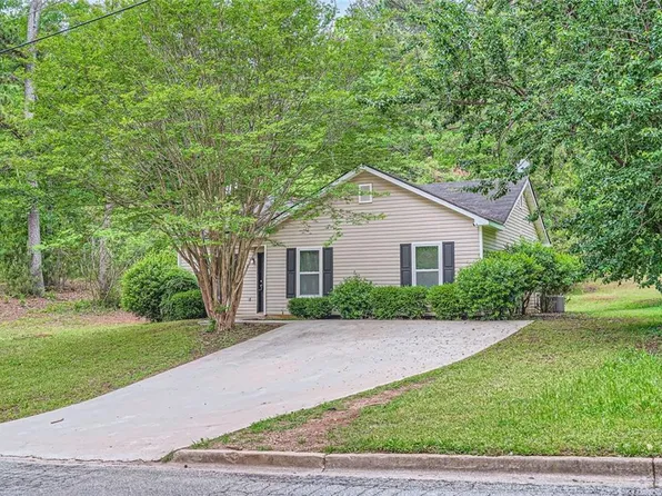 7112 Greenway Cv SW, Covington, GA 30014