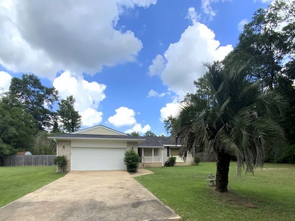 1413 Russell Dr