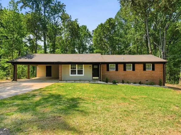 5052 S Wright St, Union City, GA 30291