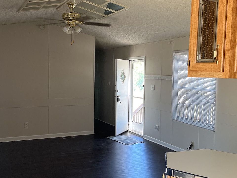 1st image of 521 E Veterans Memorial Blvd Lot 414