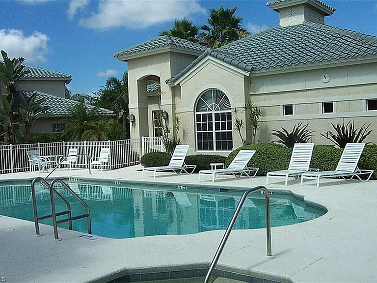 6115 Reserve Cir #2004 — Photo 1