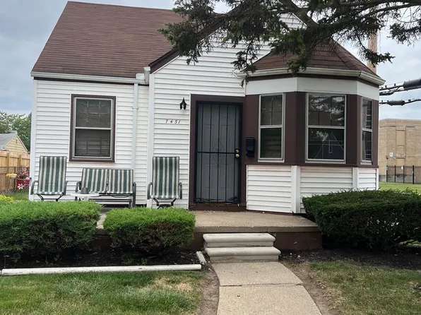 7451 Grandville Ave, Detroit, MI 48228