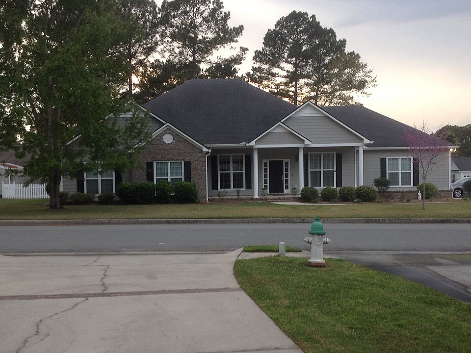 Corner lot
