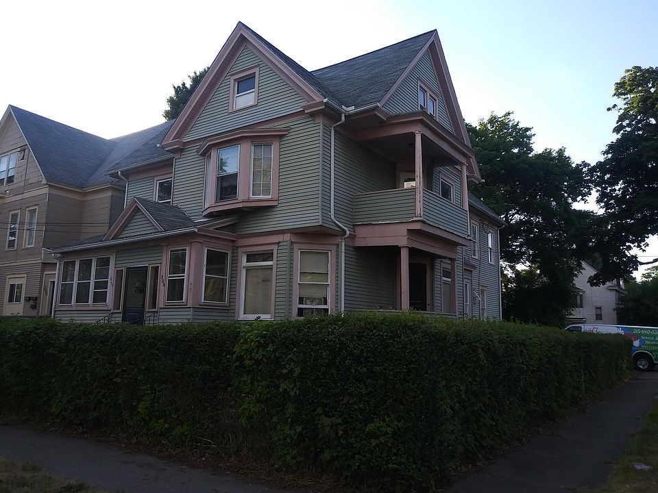 1st image of 200 W Borden Ave #1