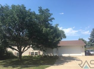 508 W Maple St, Tea, SD 57064