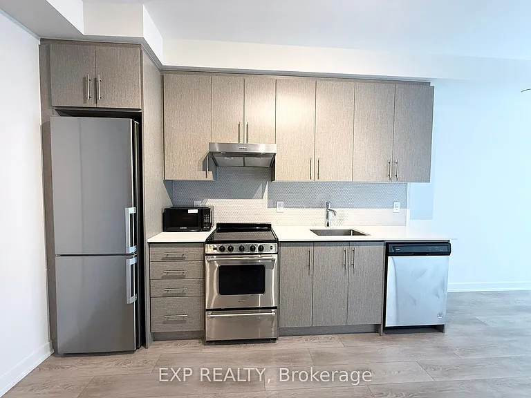 212 King William St #1207 — Photo 5
