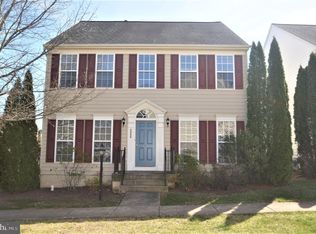 6000 Abernethy Ln, Gainesville, VA 20155