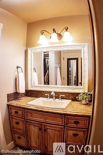 Master Vanity