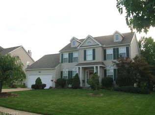 1019 Continental Dr, Medina, OH 44256