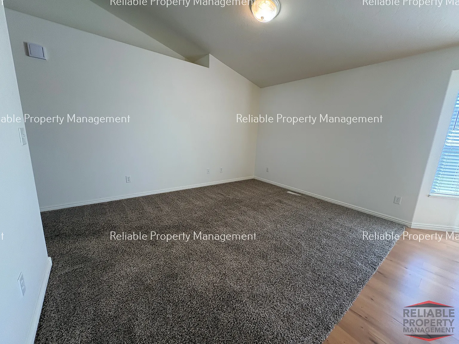 2 bed, $1,595 — Photo 3