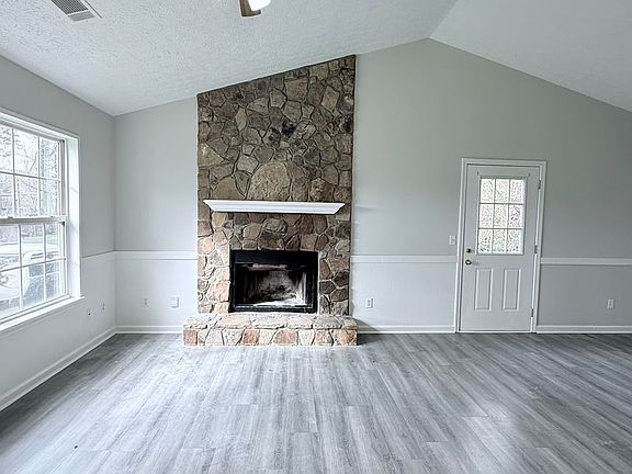 3rd image of 6825 Crystal Cove Trl