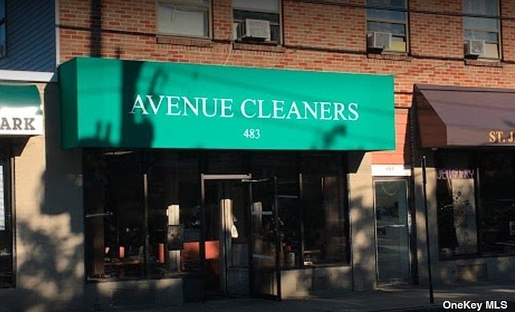 1st image of 483 Lake Ave