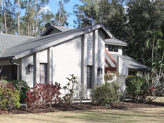 3rd image of 15761 Country Ct