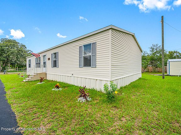 4th image of 6017 S Lewdingar Dr