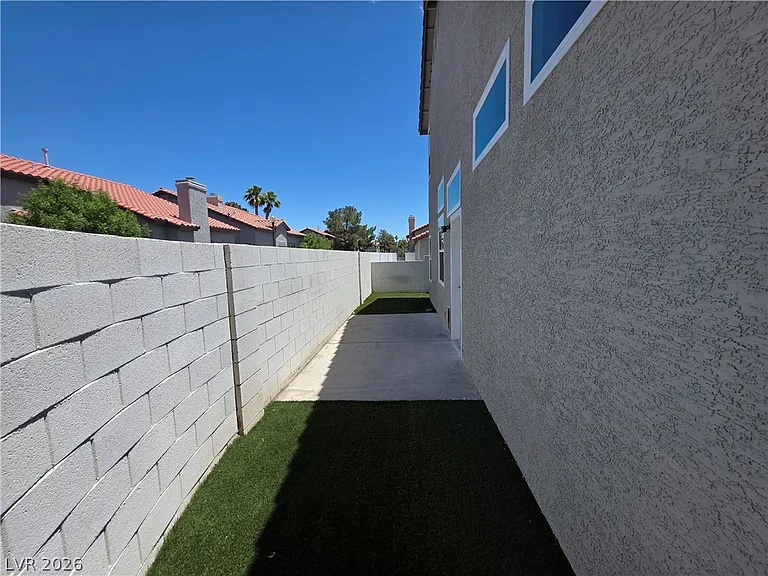 2275 Ramsgate Dr — Photo 10
