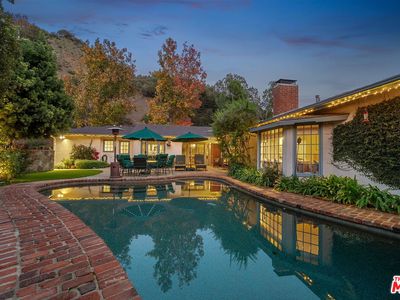 3859 Mandeville Canyon Rd, Los Angeles, CA, 90049