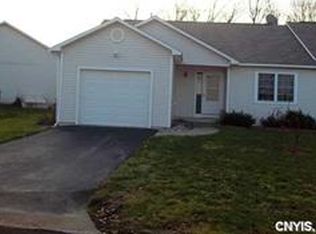 39 Shady Ln, Oswego, NY 13126