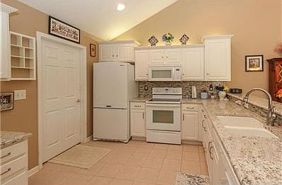 4th image of 7343 Lake Lakota Dr