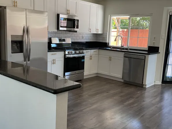 1454 Woodway Ct, Corona, CA 92879