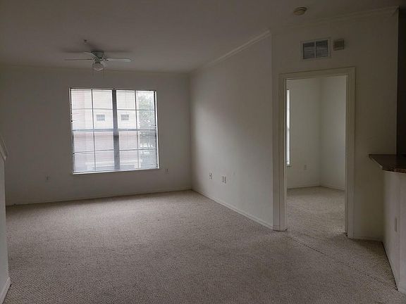5th image of 6105 Metrowest Blvd Unit 101