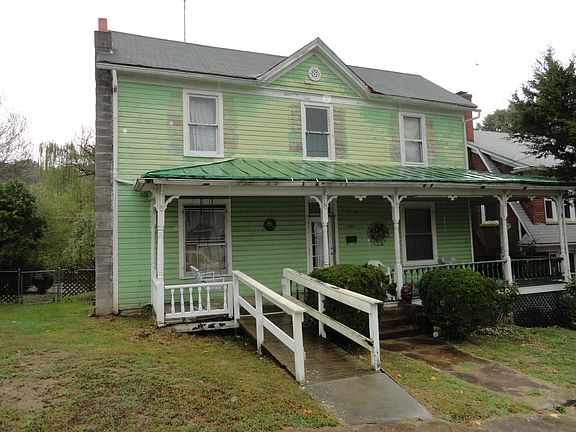 2nd image of 1008 McCormick Blvd