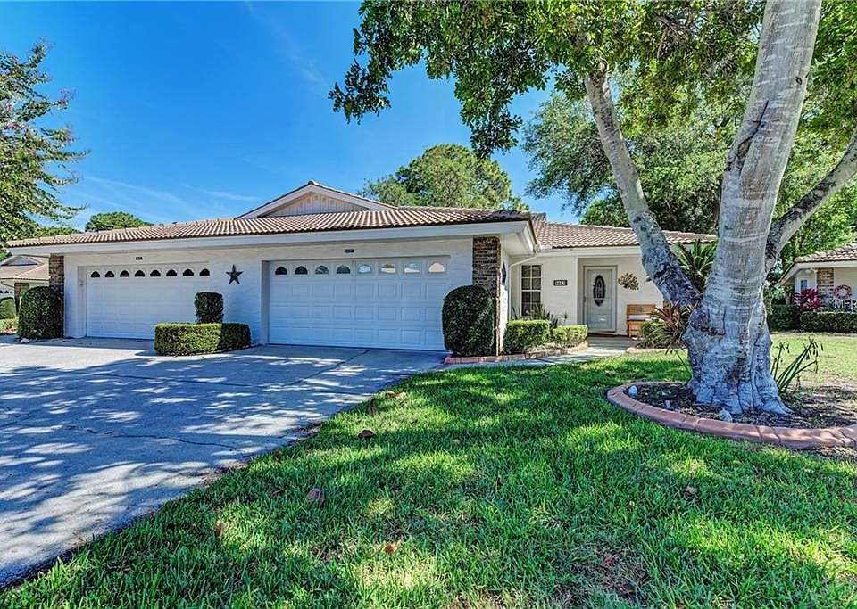 1st image of 5621 Garden Lakes Dr