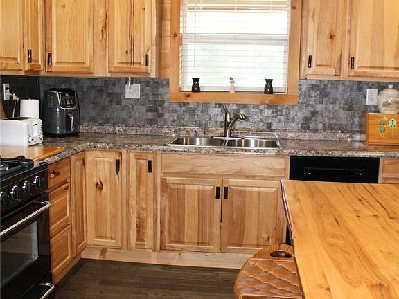 5th image of 4571 Yorkland Rd