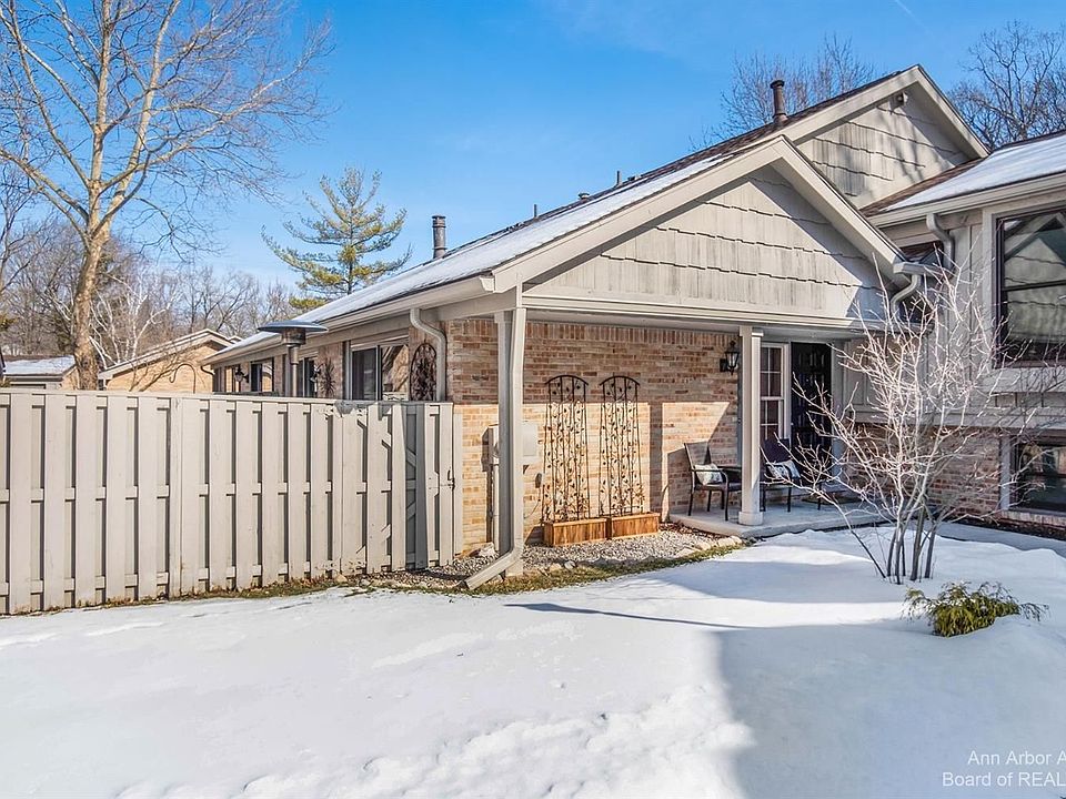 1st image of 2246 Pine Grove Ct