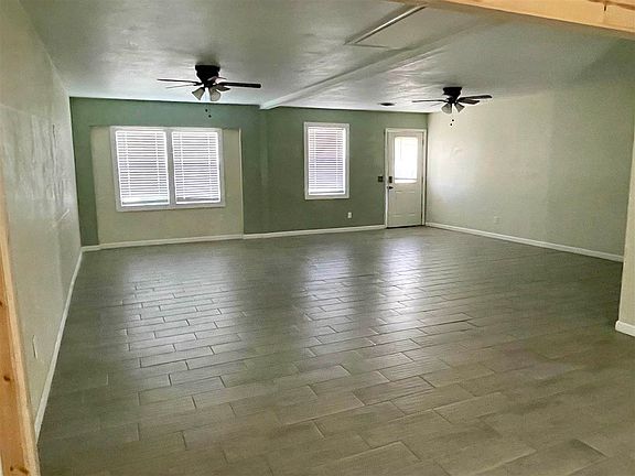 5th image of 604 Briarwood Ln