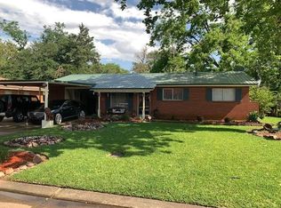 5811 Hall St, Alexandria, LA 71303