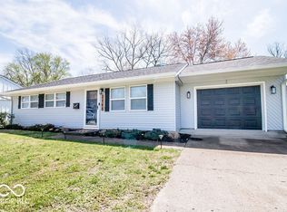 2763 Streamside Dr, Columbus, IN 47203