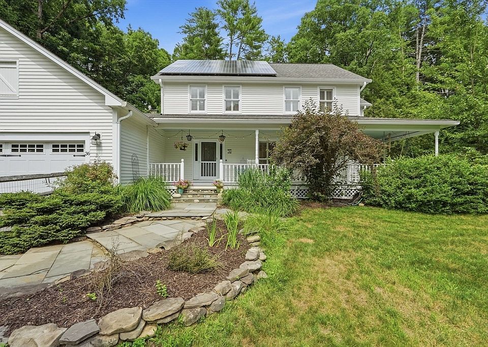 1st image of 36 Woodlot Rd
