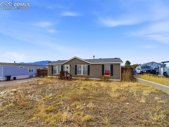 3rd image of 2935 Blue Spruce Dr