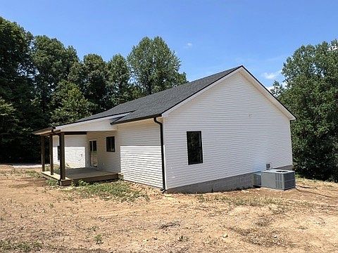 3rd image of 1299 Freeman Loop