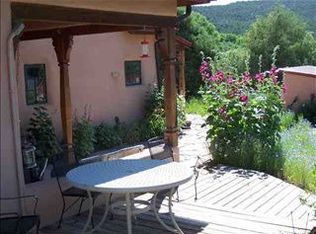 52 Torres Rd, Ranchos De Taos, NM 87557