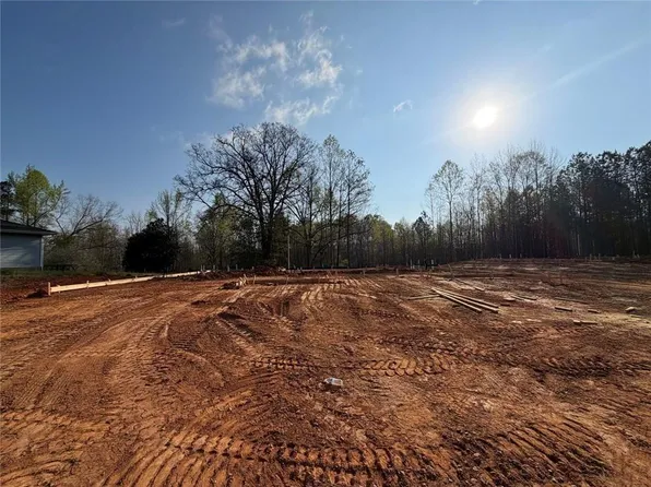663 Clyde Cole Rd, Dallas, GA 30157