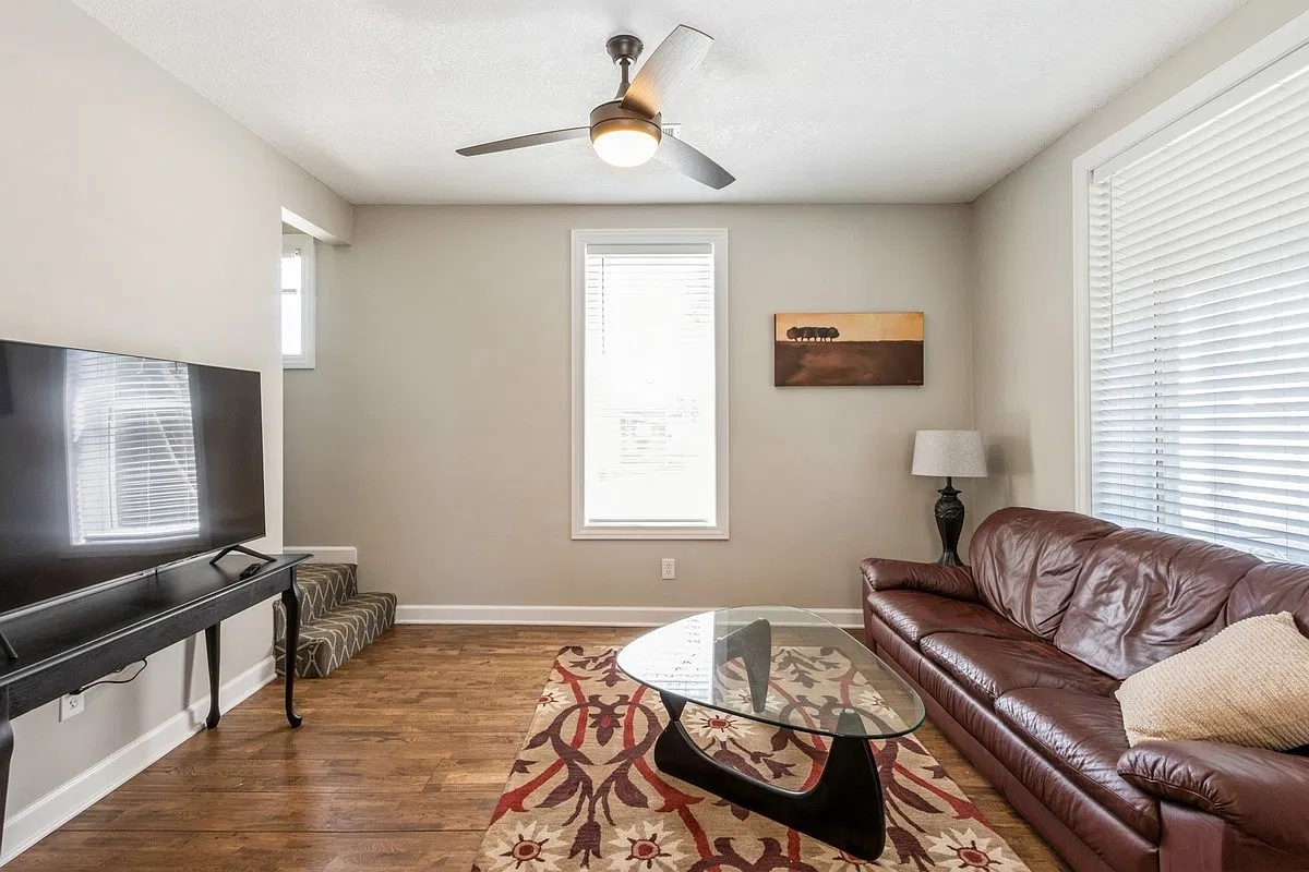 13217 Walnut Street - 1 — Photo 3