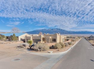900 Acapulco Ct NE, Rio Rancho, NM 87144