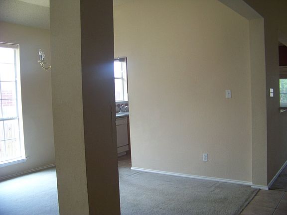 5th image of 8363 Muirwood Trl