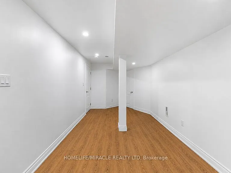 1583 Frolis St — Photo 8