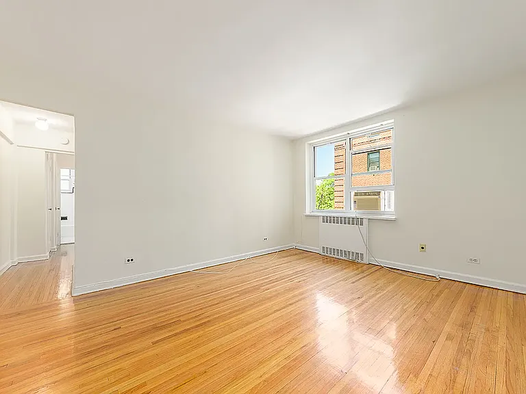 5532 Netherland Ave #3B — Photo 1
