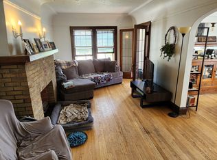 5104 W Wisconsin Ave APT 2, Milwaukee, WI