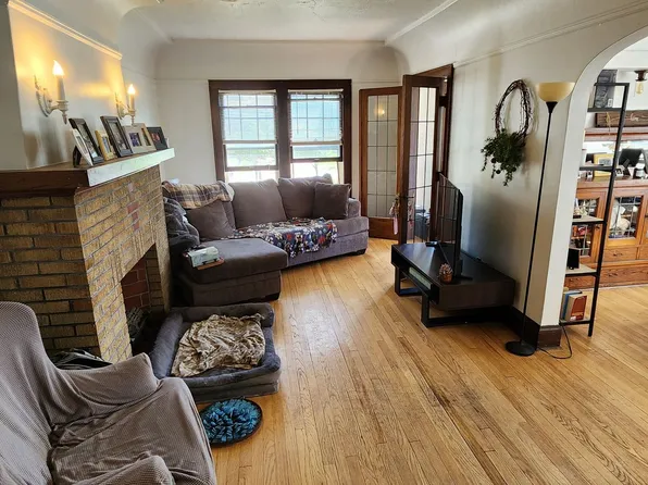 5104 W. Wisconsin Ave., 5104 W Wisconsin Ave APT 2, Milwaukee, WI 53208