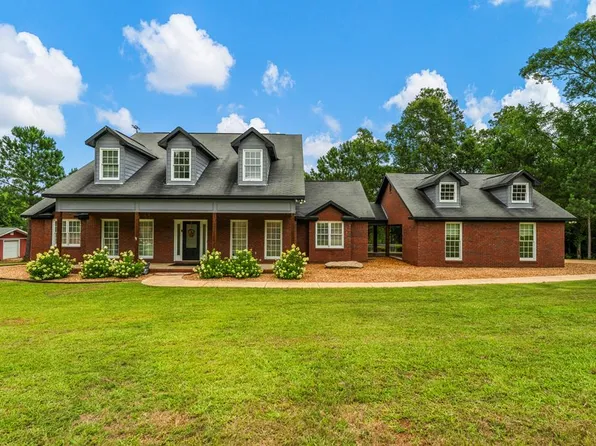 1309 Kings Gap Rd, Hamilton, GA 31811