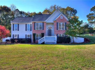 79 Essex Ln, Hiram, GA 30141