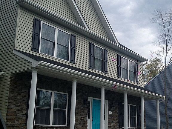 2nd image of 507 Lincoln Dr
